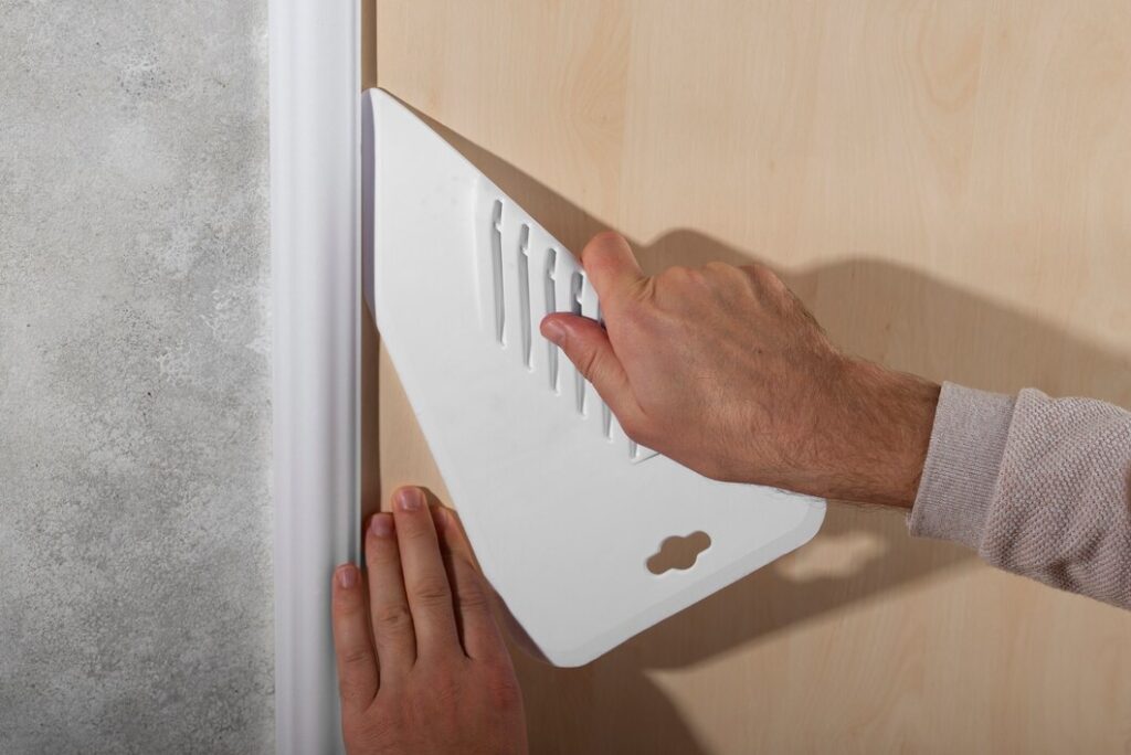 Wallpaper Removal Benefits for Homeowners